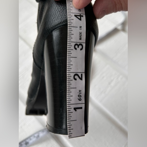 Vera Wang Catania Boots Lace Up‎ Detail Side Zip Size 7.5M - Picture 13 of 14